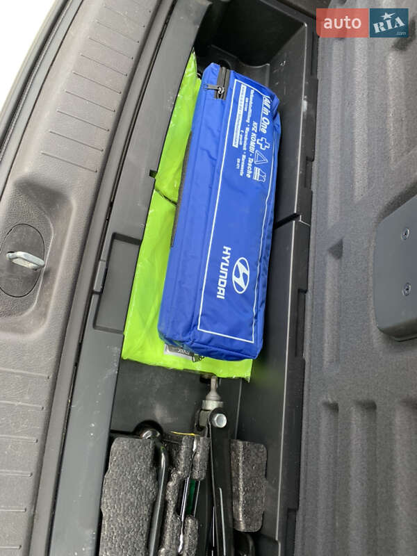 Позашляховик / Кросовер Hyundai Santa FE 2010 в Коломиї