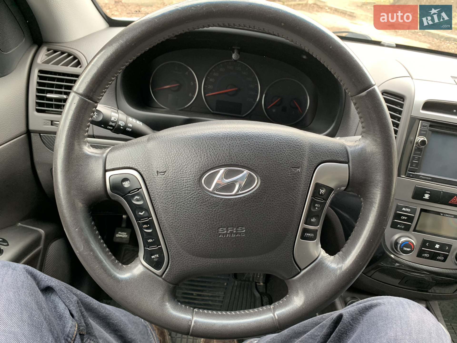 2010 Hyundai Santa Fe - мініатюра 44