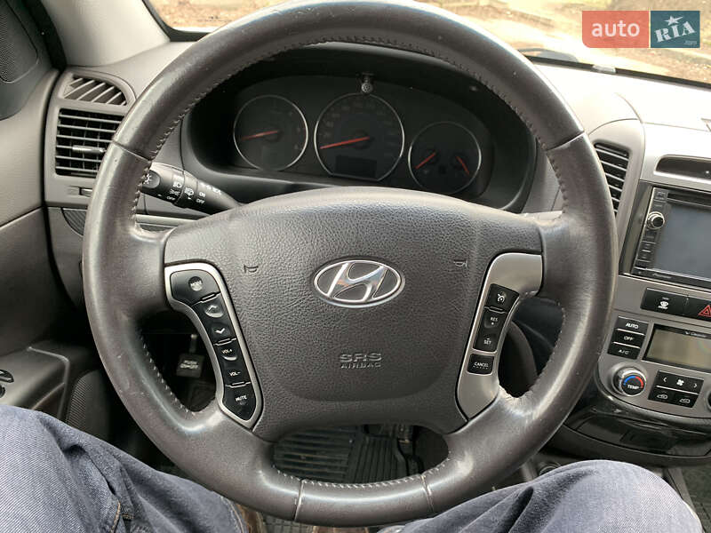 Позашляховик / Кросовер Hyundai Santa FE 2010 в Коломиї
