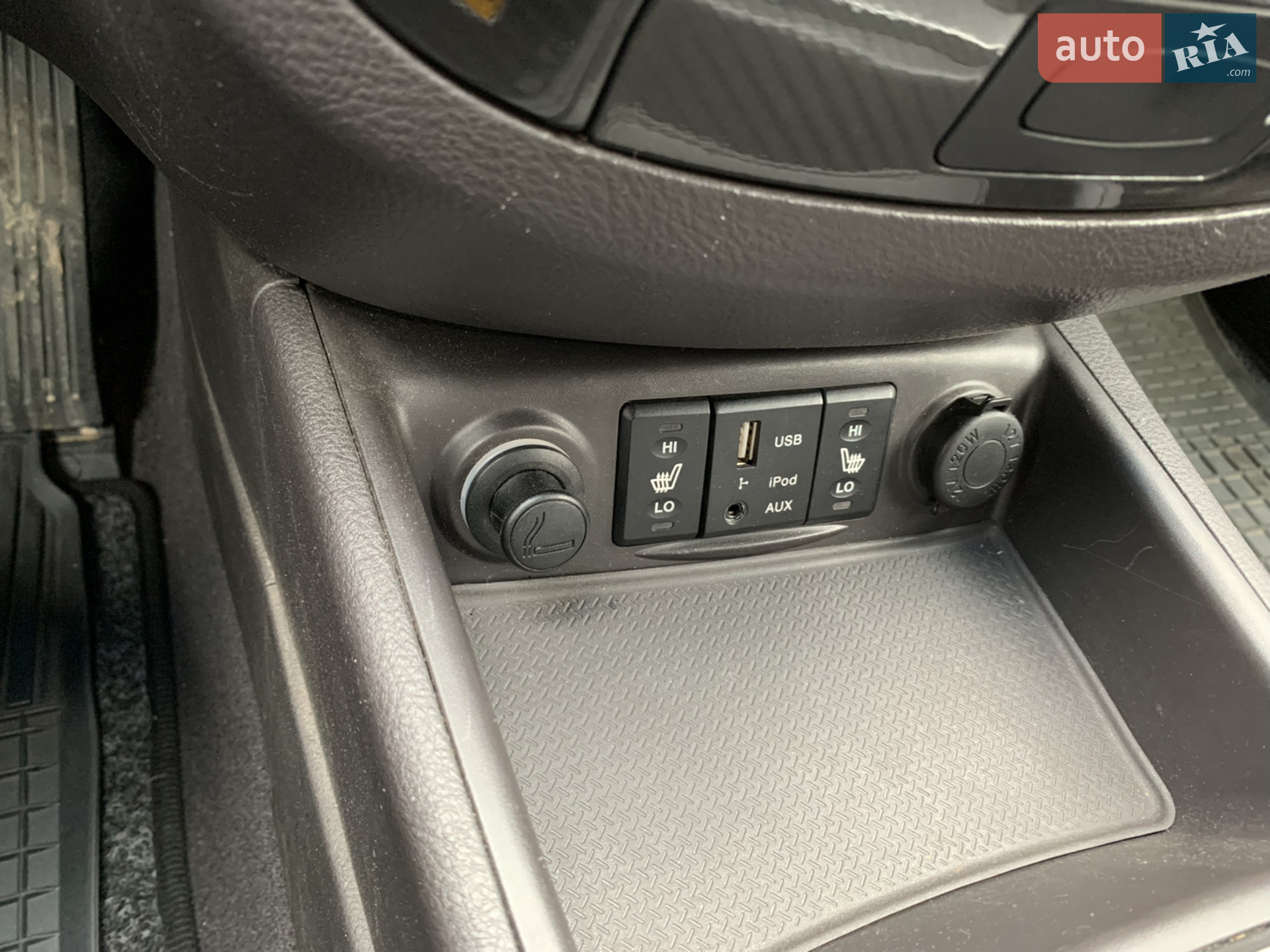 2010 Hyundai Santa Fe - мініатюра 46