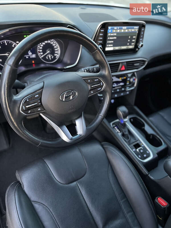 Внедорожник / Кроссовер Hyundai Santa FE 2018 в Ровно фото 18 Внедорожник / Кроссовер Hyundai Santa FE 2018 в Ровно