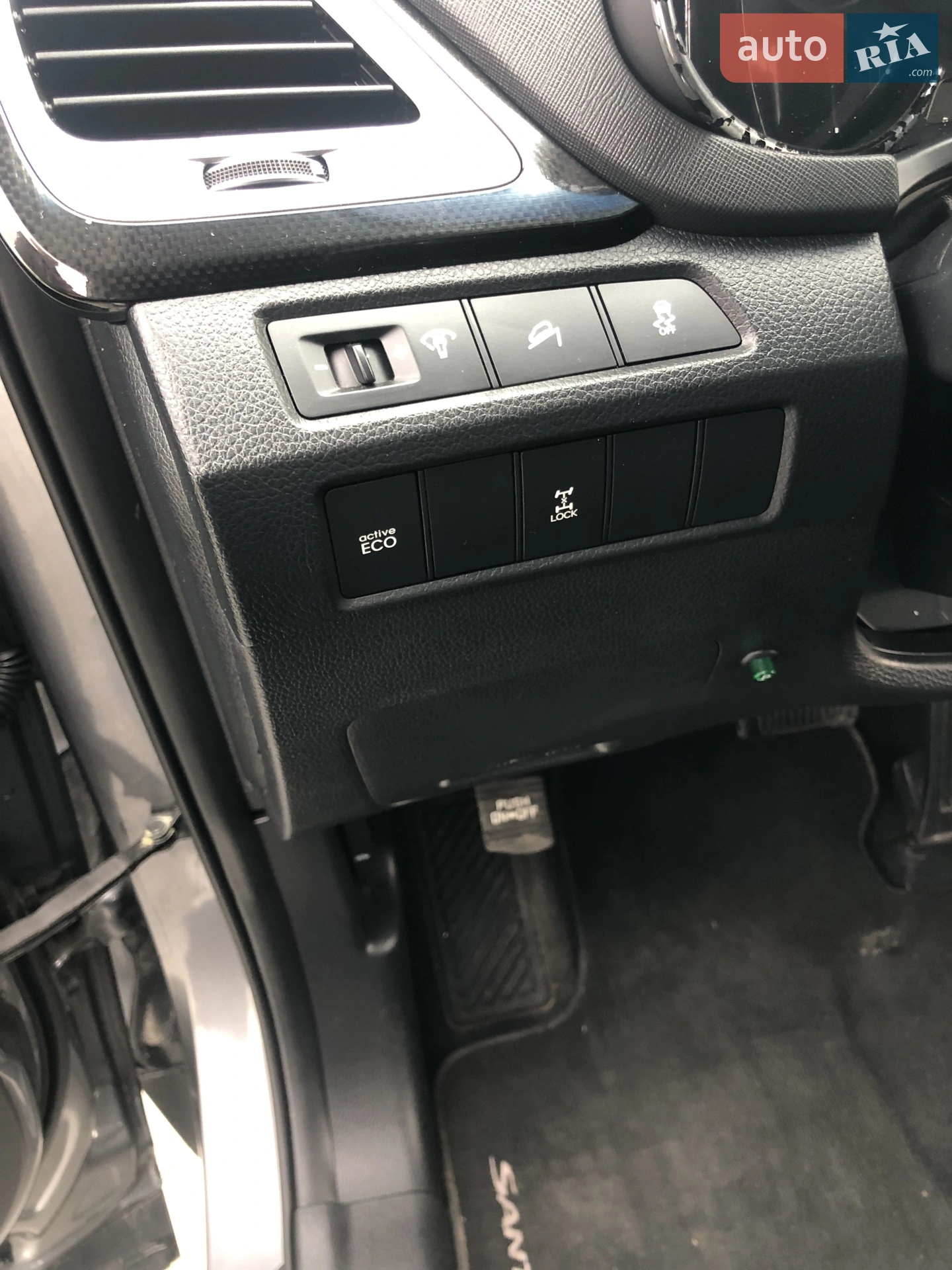 2012 Hyundai Santa Fe - мініатюра 23