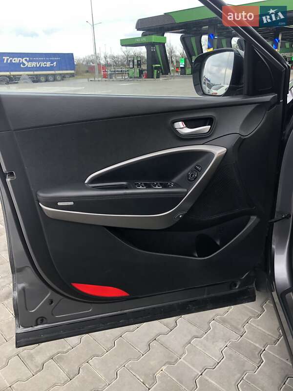 Позашляховик / Кросовер Hyundai Santa FE 2012 в Стрию