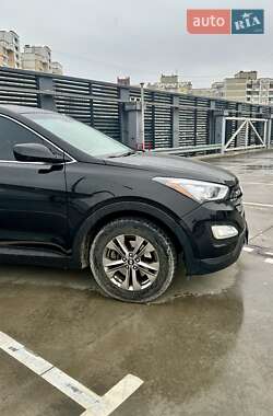 Внедорожник / Кроссовер Hyundai Santa FE 2014 в Киеве