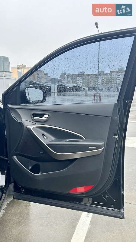 Позашляховик / Кросовер Hyundai Santa FE 2014 в Києві