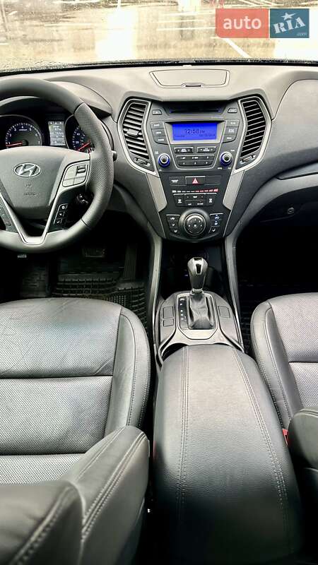Позашляховик / Кросовер Hyundai Santa FE 2014 в Києві