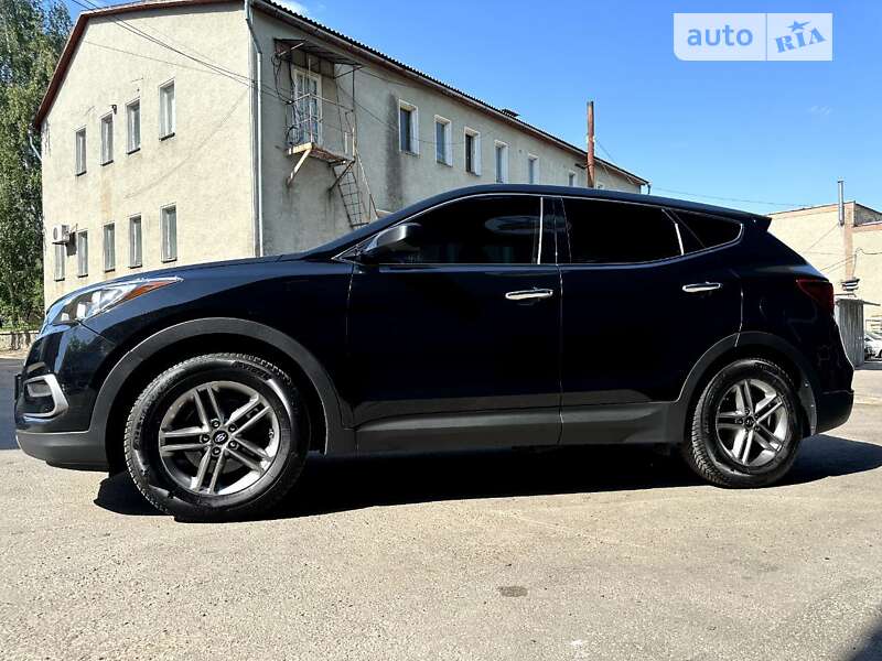 Позашляховик / Кросовер Hyundai Santa FE 2017 в Києві фото Позашляховик / Кросовер Hyundai Santa FE 2017 в Києві