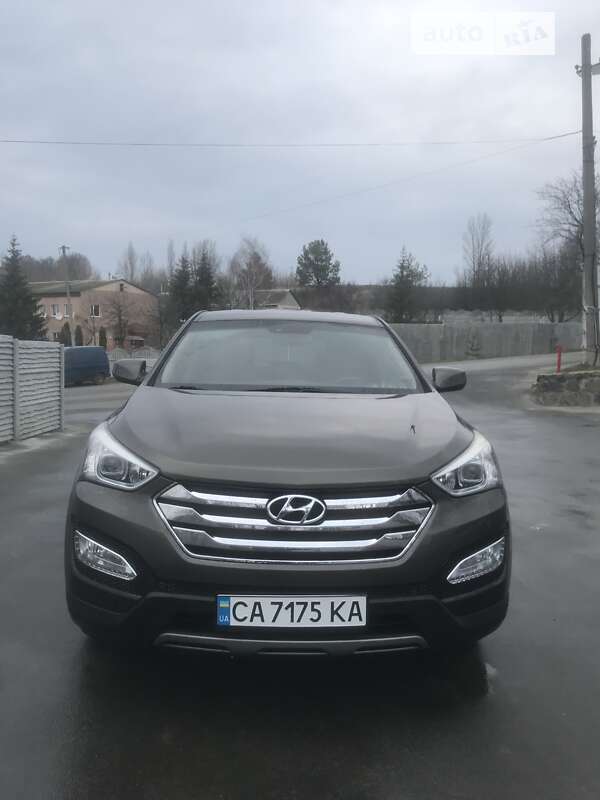 Внедорожник / Кроссовер Hyundai Santa FE 2014 в Лысянке