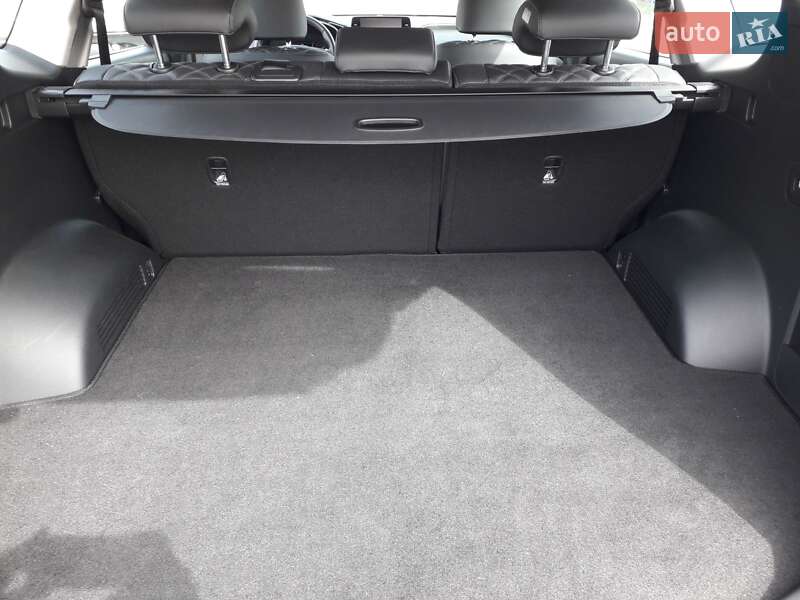 Внедорожник / Кроссовер Hyundai Santa FE 2022 в Киеве