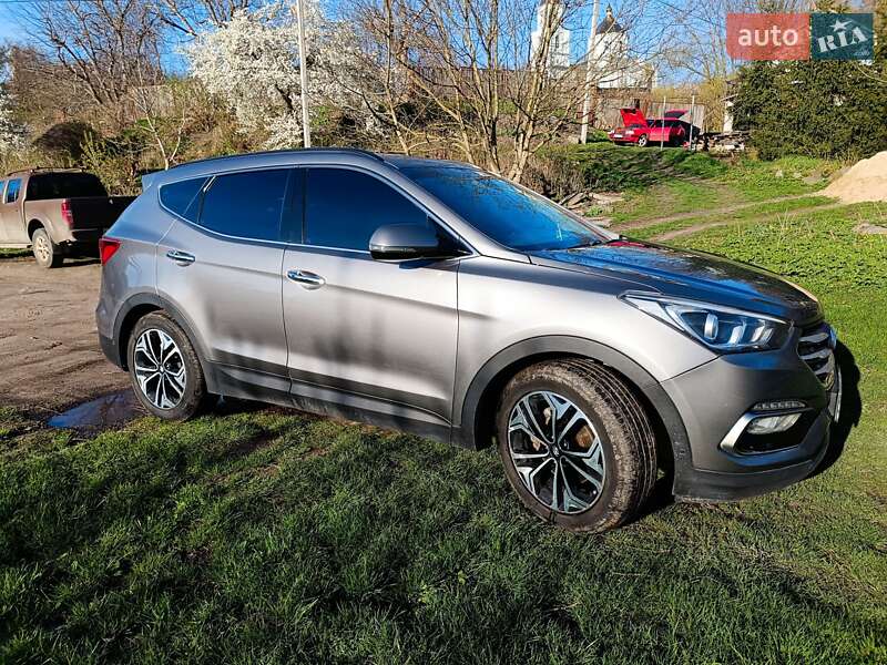 Внедорожник / Кроссовер Hyundai Santa FE 2016 в Житомире