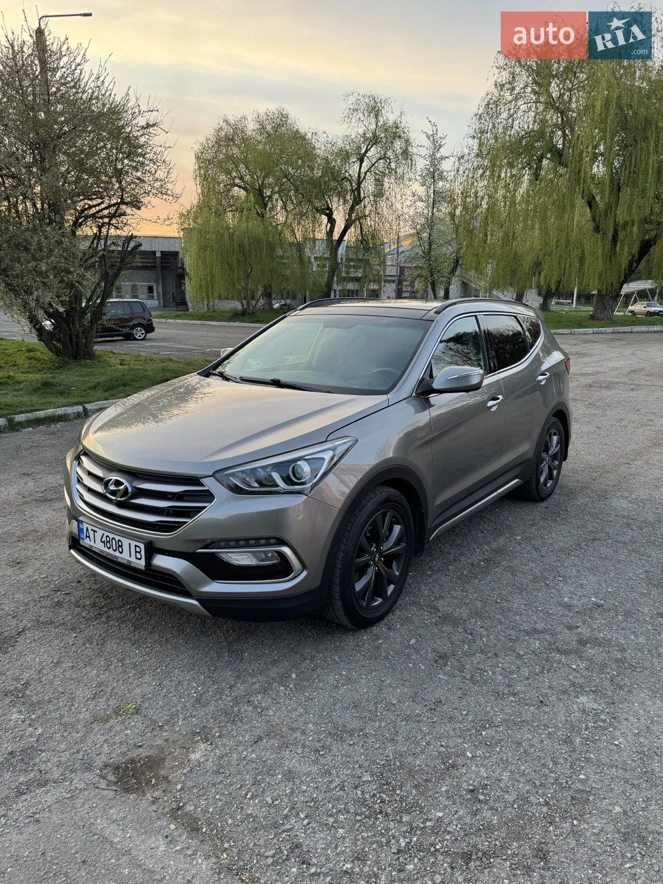 2016 Hyundai Santa Fe - мініатюра 19