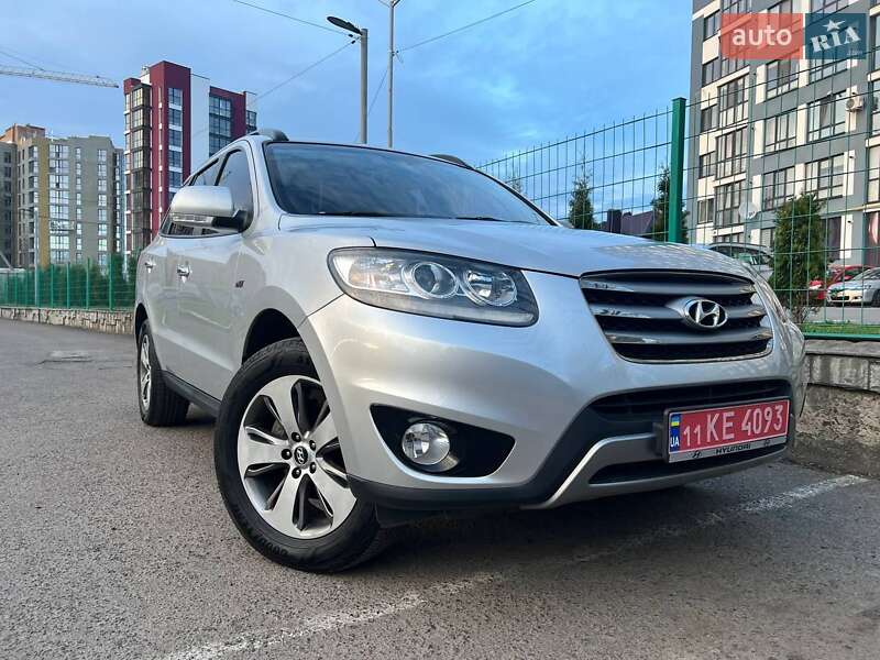 Позашляховик / Кросовер Hyundai Santa FE 2011 в Луцьку