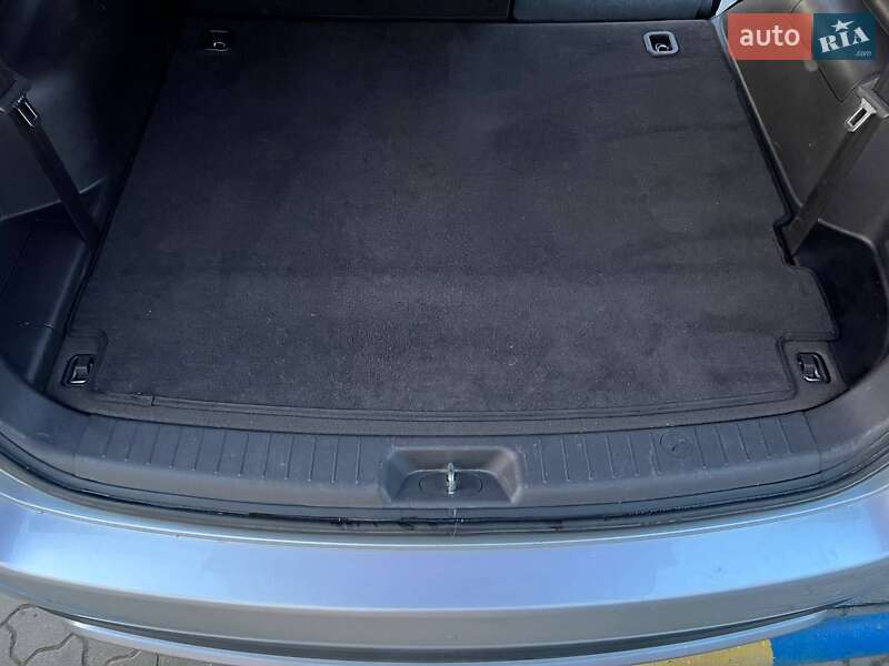 Позашляховик / Кросовер Hyundai Santa FE 2011 в Луцьку