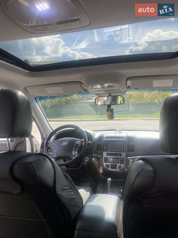 Внедорожник / Кроссовер Hyundai Santa FE 2010 в Хмельницком