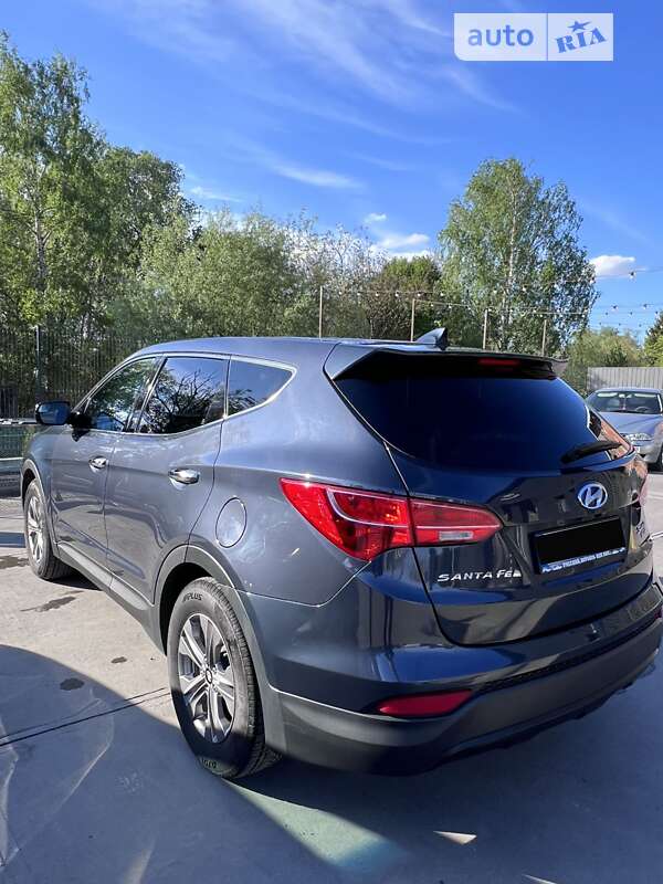 Позашляховик / Кросовер Hyundai Santa FE 2015 в Івано-Франківську