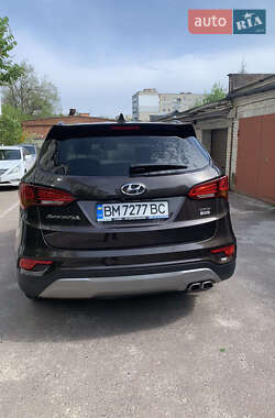 Внедорожник / Кроссовер Hyundai Santa FE 2016 в Сумах