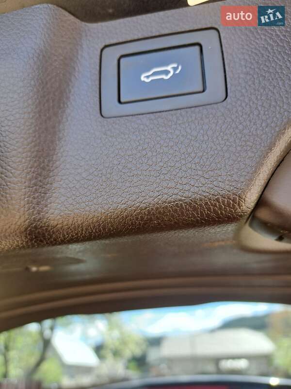 Позашляховик / Кросовер Hyundai Santa FE 2014 в Богородчанах