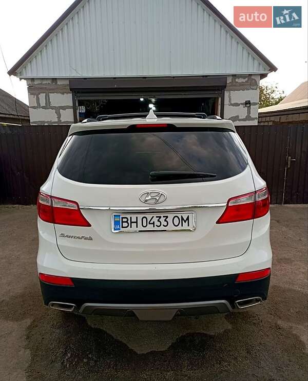 Внедорожник / Кроссовер Hyundai Santa FE 2013 в Николаеве