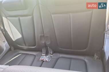 Внедорожник / Кроссовер Hyundai Santa FE 2011 в 