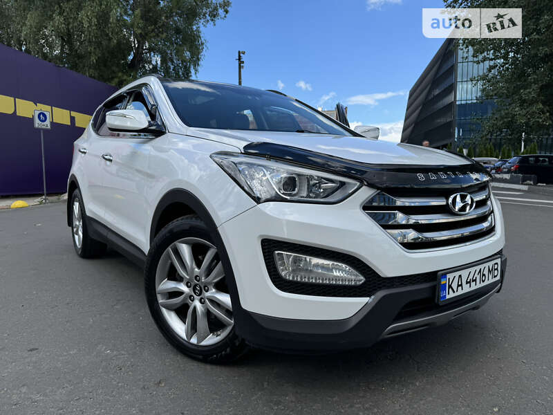 Внедорожник / Кроссовер Hyundai Santa FE 2015 в Киеве