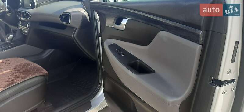 Позашляховик / Кросовер Hyundai Santa FE 2018 в Харкові фото 9 Позашляховик / Кросовер Hyundai Santa FE 2018 в Харкові