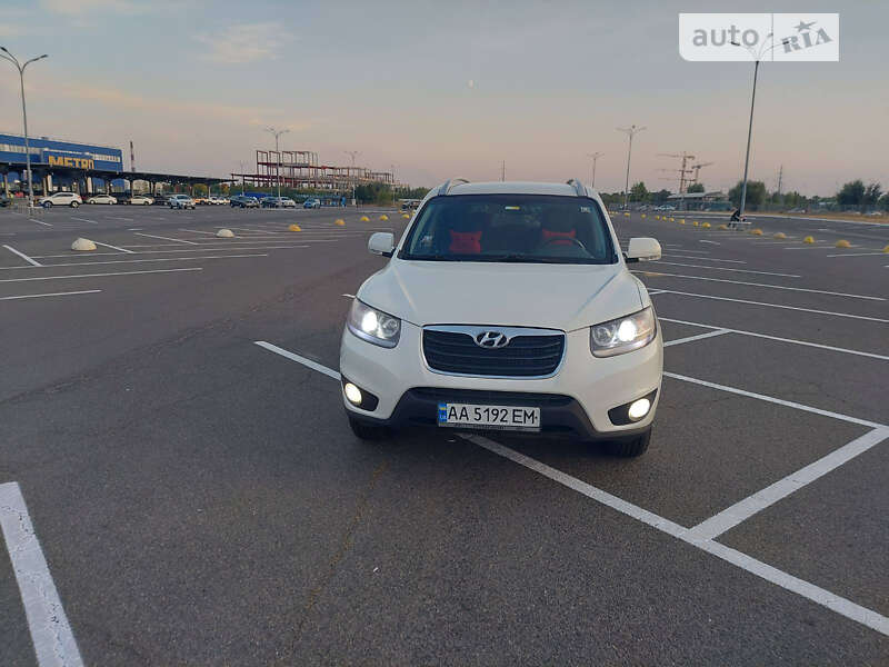 Внедорожник / Кроссовер Hyundai Santa FE 2011 в Золотоноше фото 9 Внедорожник / Кроссовер Hyundai Santa FE 2011 в Золотоноше