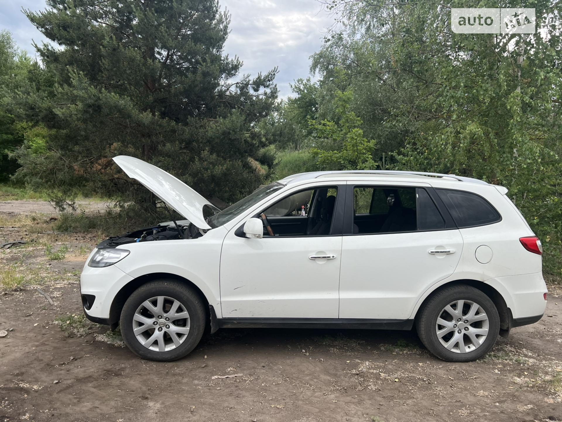 2011 Hyundai Santa Fe - мініатюра 8
