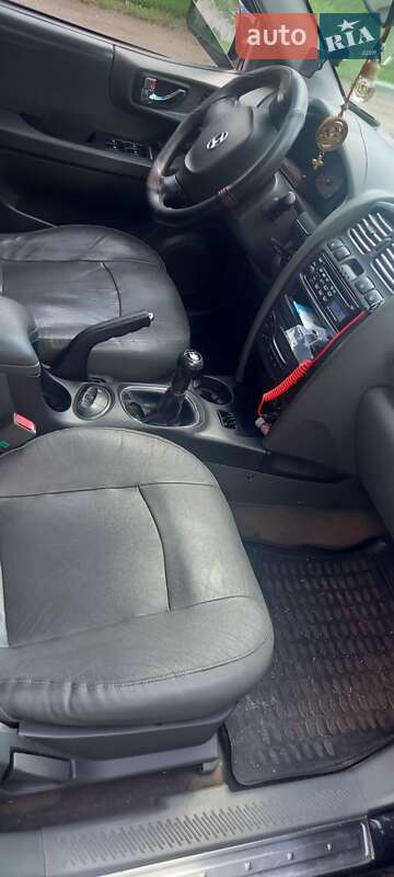 Позашляховик / Кросовер Hyundai Santa FE 2003 в Сквирі