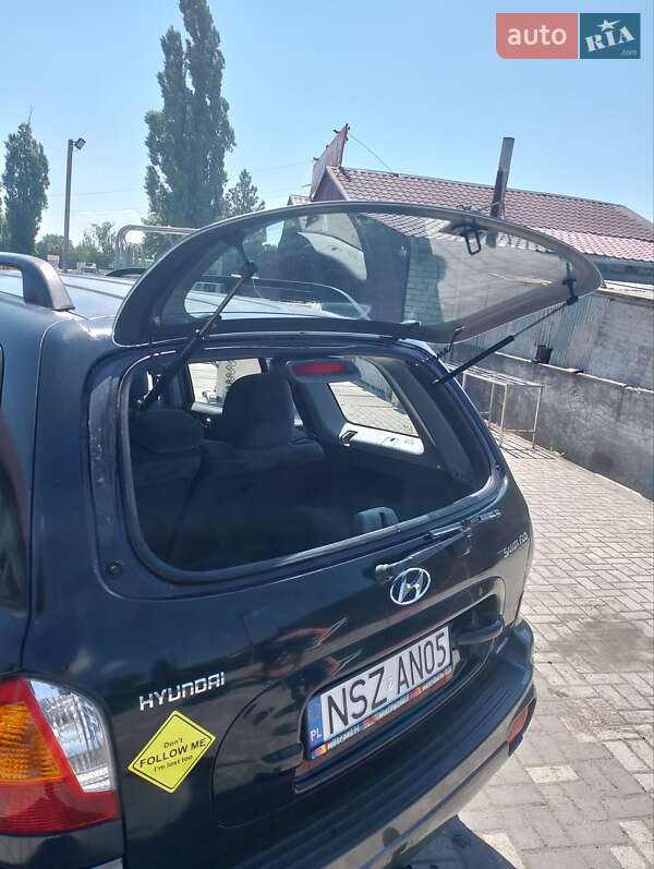 Внедорожник / Кроссовер Hyundai Santa FE 2003 в Днепре