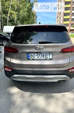 Внедорожник / Кроссовер Hyundai Santa FE 2018 в Тернополе