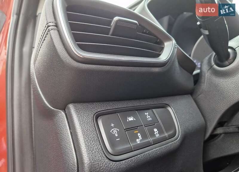 Внедорожник / Кроссовер Hyundai Santa FE 2020 в Тернополе