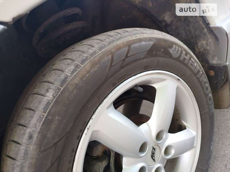 Позашляховик / Кросовер Hyundai Santa FE 2005 в Одесі