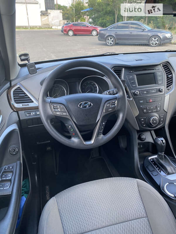 Позашляховик / Кросовер Hyundai Santa FE 2016 в Одесі