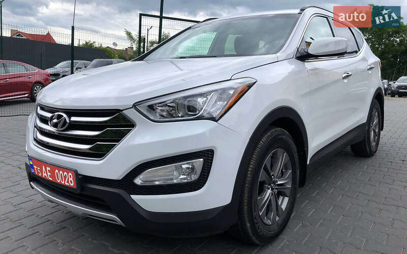 Позашляховик / Кросовер Hyundai Santa FE 2015 в Львові