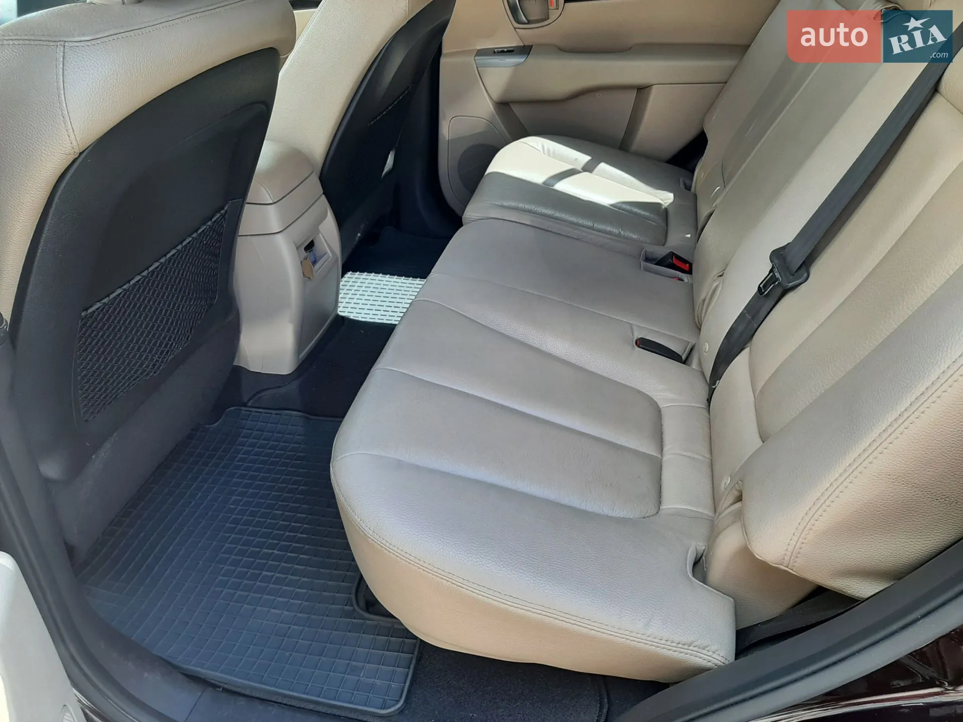 Hyundai Santa FE 2011 VIN KMHSH81XDBU762681 фото оголошення 15 з 22
