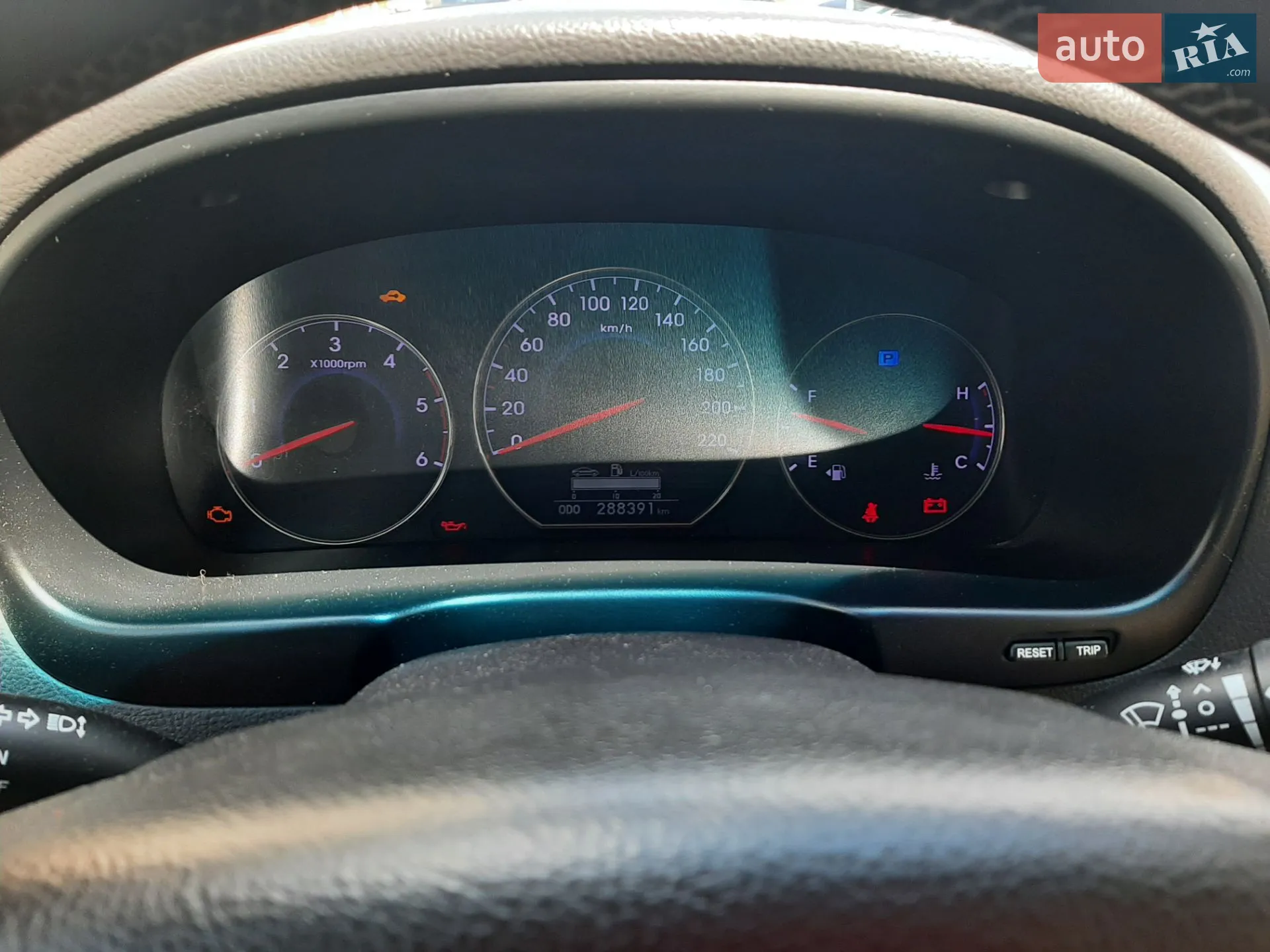 Hyundai Santa FE 2011 VIN KMHSH81XDBU762681 фото оголошення 19 з 22
