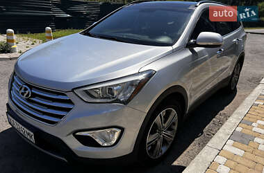 Внедорожник / Кроссовер Hyundai Santa FE 2013 в 