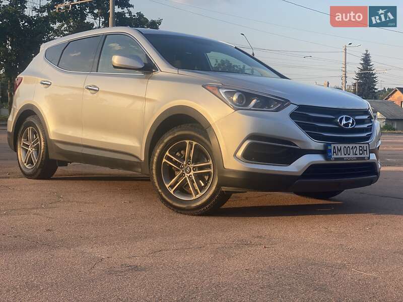 Позашляховик / Кросовер Hyundai Santa FE 2017 в Житомирі