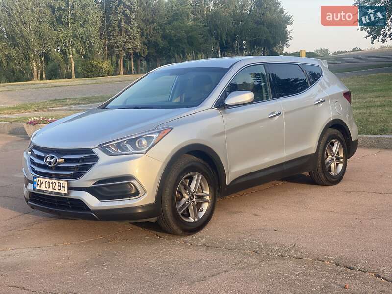 Позашляховик / Кросовер Hyundai Santa FE 2017 в Житомирі