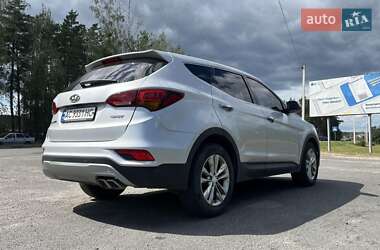 Внедорожник / Кроссовер Hyundai Santa FE 2015 в Маневичах