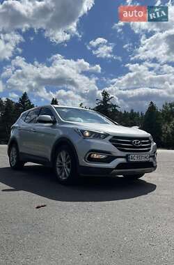 Внедорожник / Кроссовер Hyundai Santa FE 2015 в Маневичах