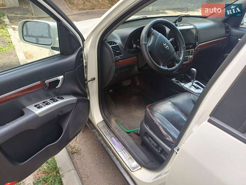 Позашляховик / Кросовер Hyundai Santa FE 2008 в Дніпрі