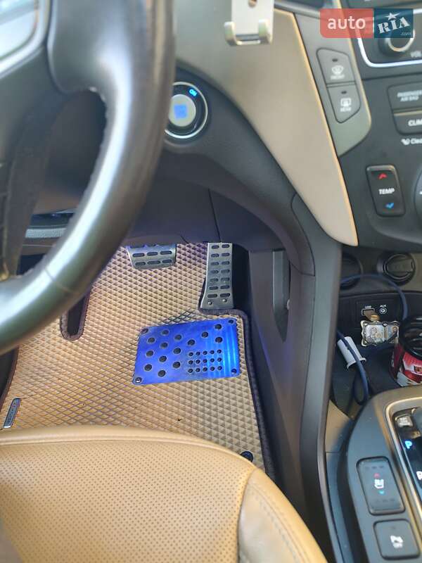 Минивэн Hyundai Santa FE 2016 в Луцке фото 18 Минивэн Hyundai Santa FE 2016 в Луцке