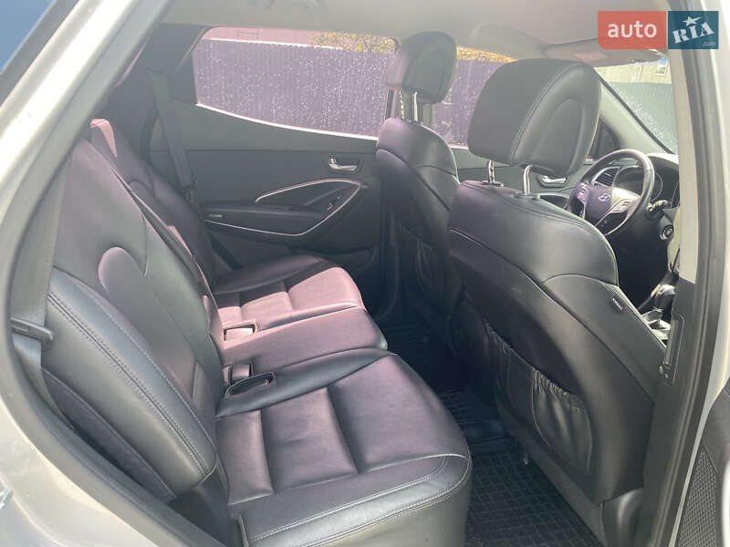 Внедорожник / Кроссовер Hyundai Santa FE 2013 в Костополе