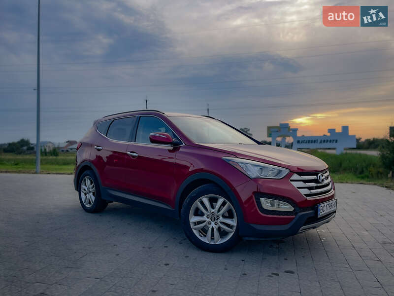Позашляховик / Кросовер Hyundai Santa FE 2013 в Львові
