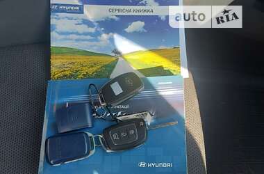 Внедорожник / Кроссовер Hyundai Santa FE 2012 в Вольногорске