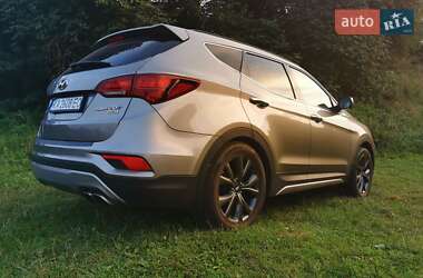 Внедорожник / Кроссовер Hyundai Santa FE 2017 в 