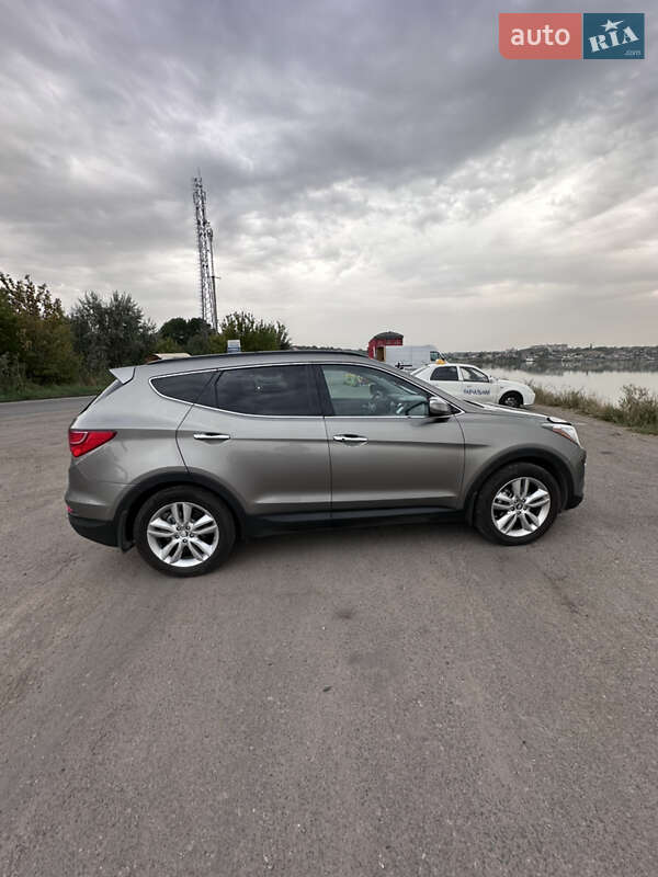 Внедорожник / Кроссовер Hyundai Santa FE 2013 в Одессе фото 3 Внедорожник / Кроссовер Hyundai Santa FE 2013 в Одессе