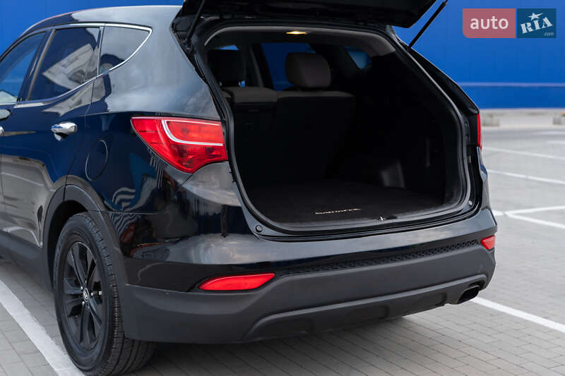 Позашляховик / Кросовер Hyundai Santa FE 2012 в Вінниці