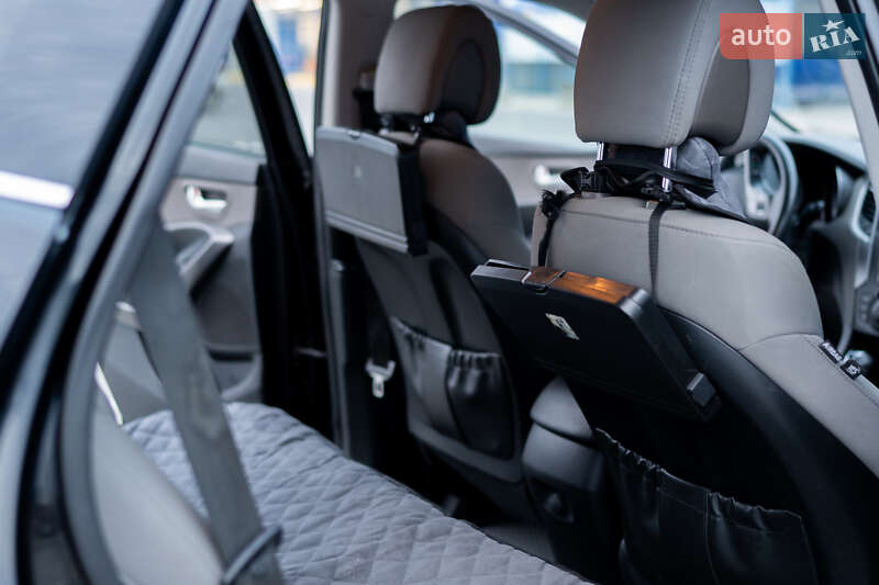 Позашляховик / Кросовер Hyundai Santa FE 2012 в Вінниці